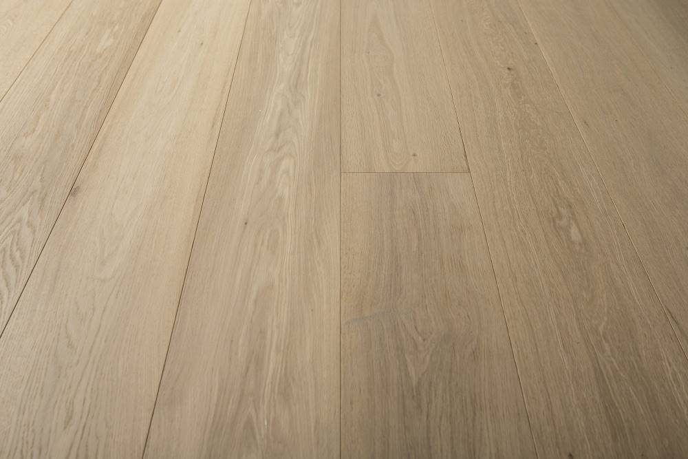 White Oak Arvand Slide 01