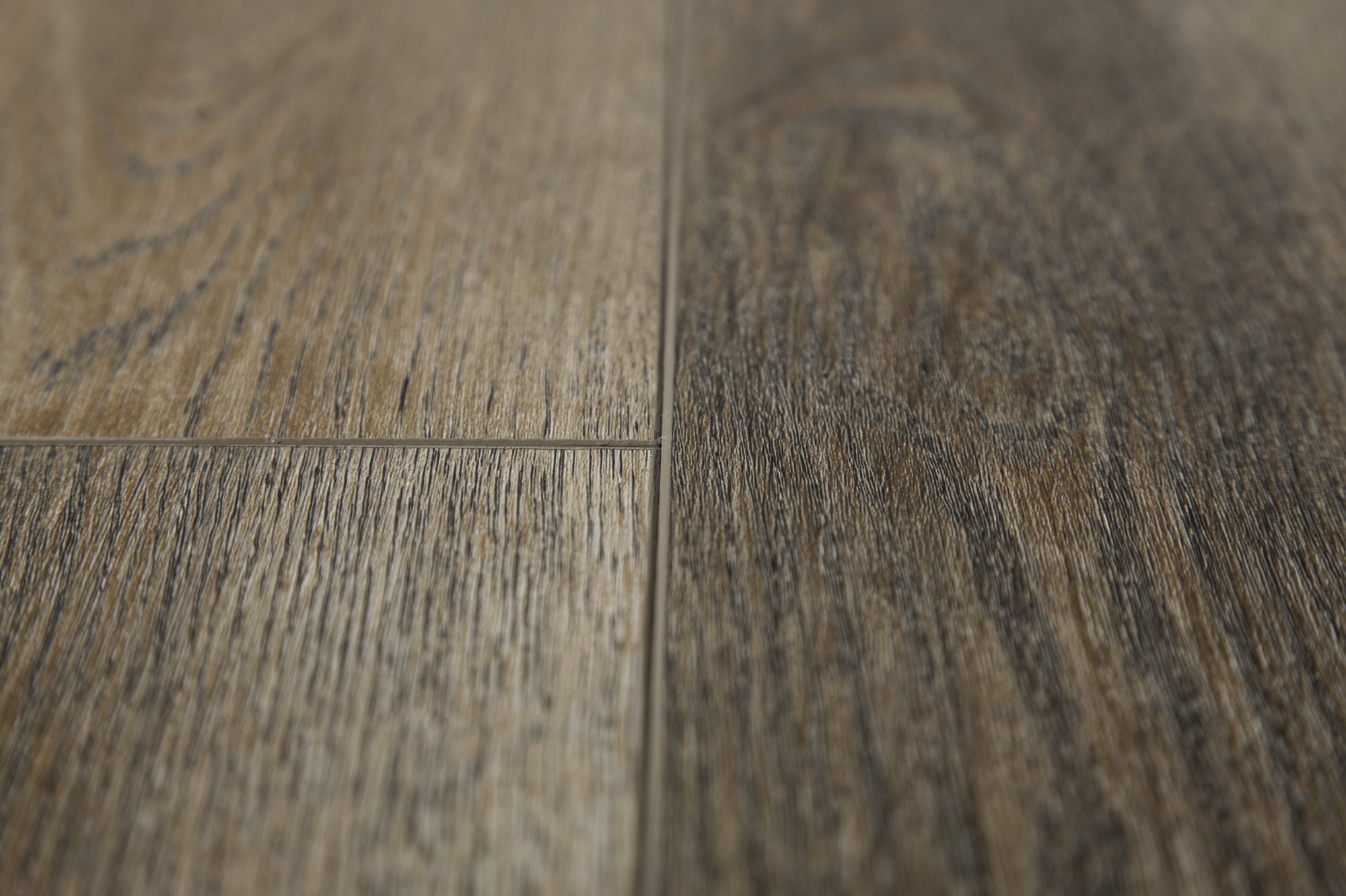 Walnut Oslo Slide 03