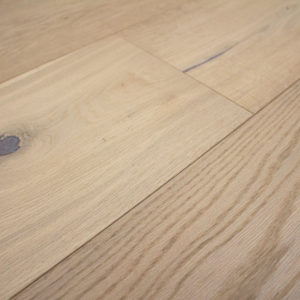 Pravada Fleur Engineered Wood Room Scene