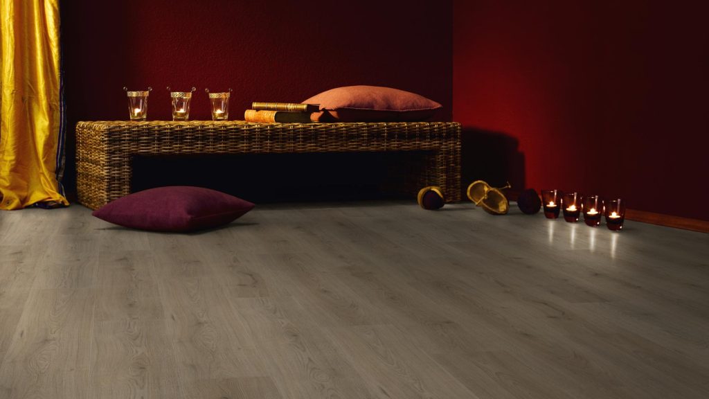 kronotex-advanced-trend-oak-brown-003-1024×576-1.jpg